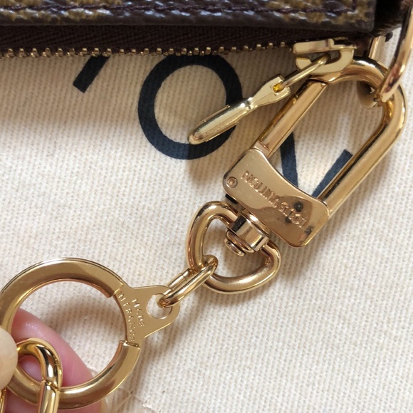 🌼🌼 AUTHENTIC 🌼🌼 Louis Vuitton Murakami Panda Pochette - Picture 7 of 16